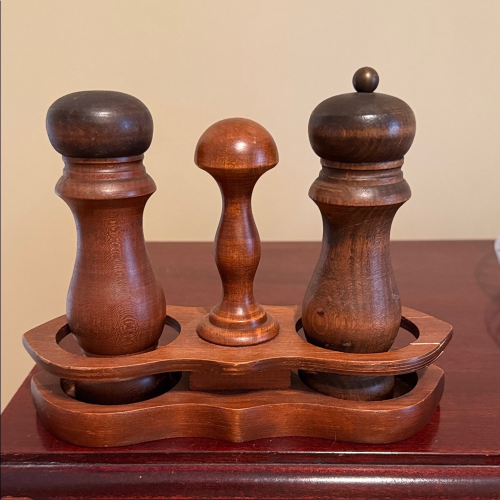 Wooden Salt and Pepper Shaker Set